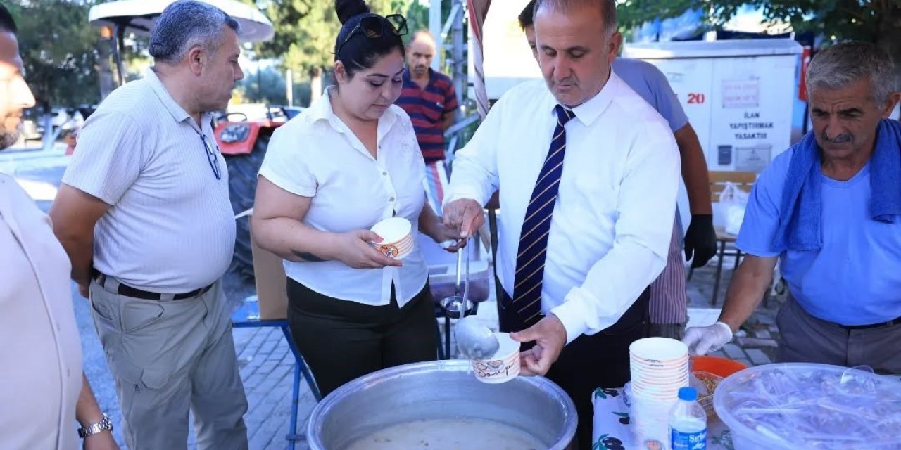 İncirliova’da aşure hayrı