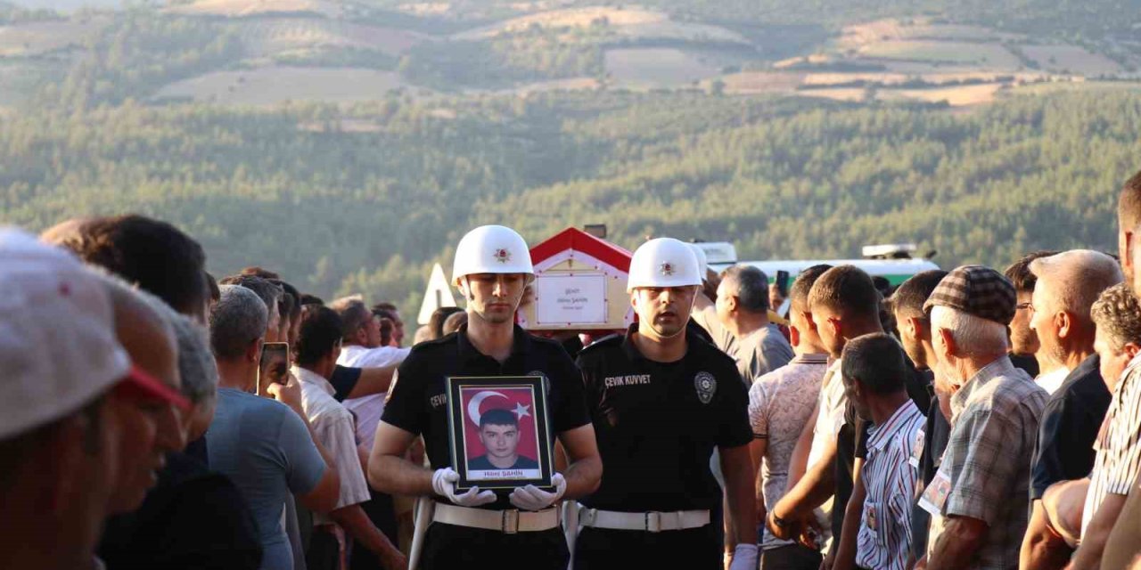 Denizlili orman şehitleri son yolculuklarına uğurlandı