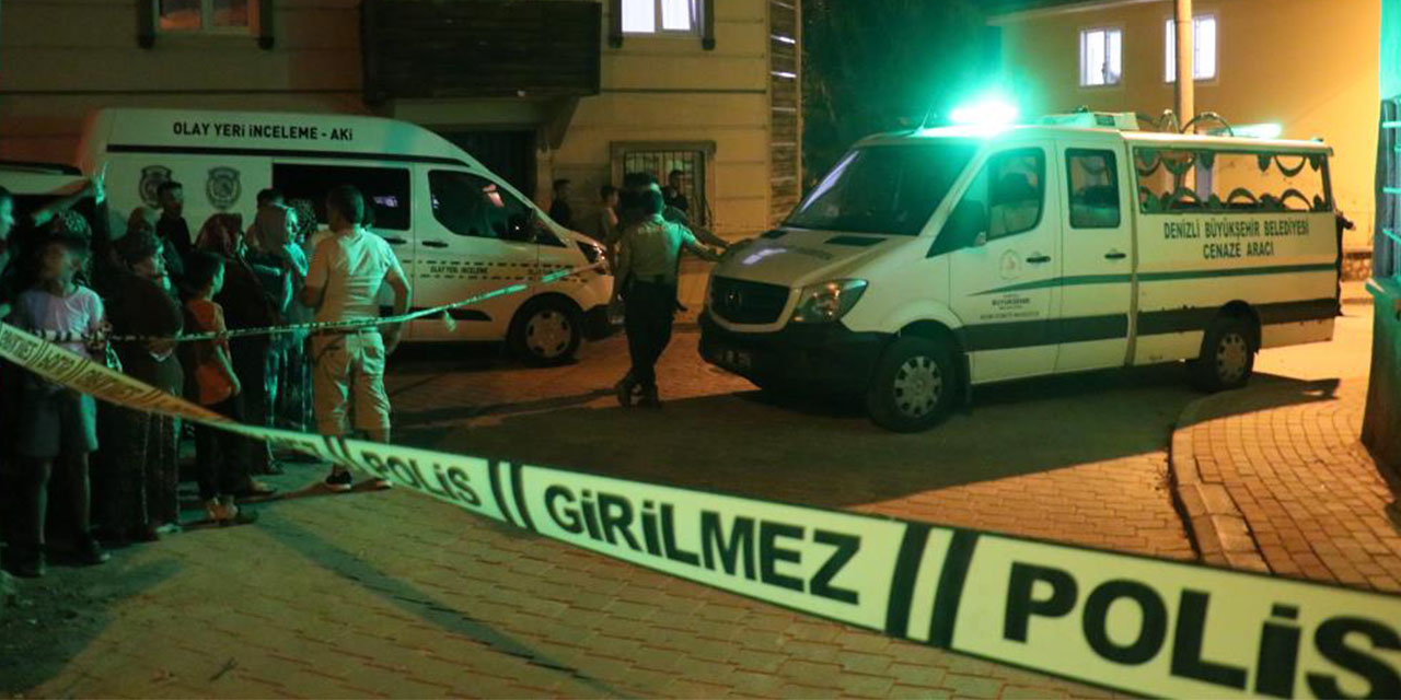 İşten dönen kadın evde iki kişinin cesediyle karşılaştı