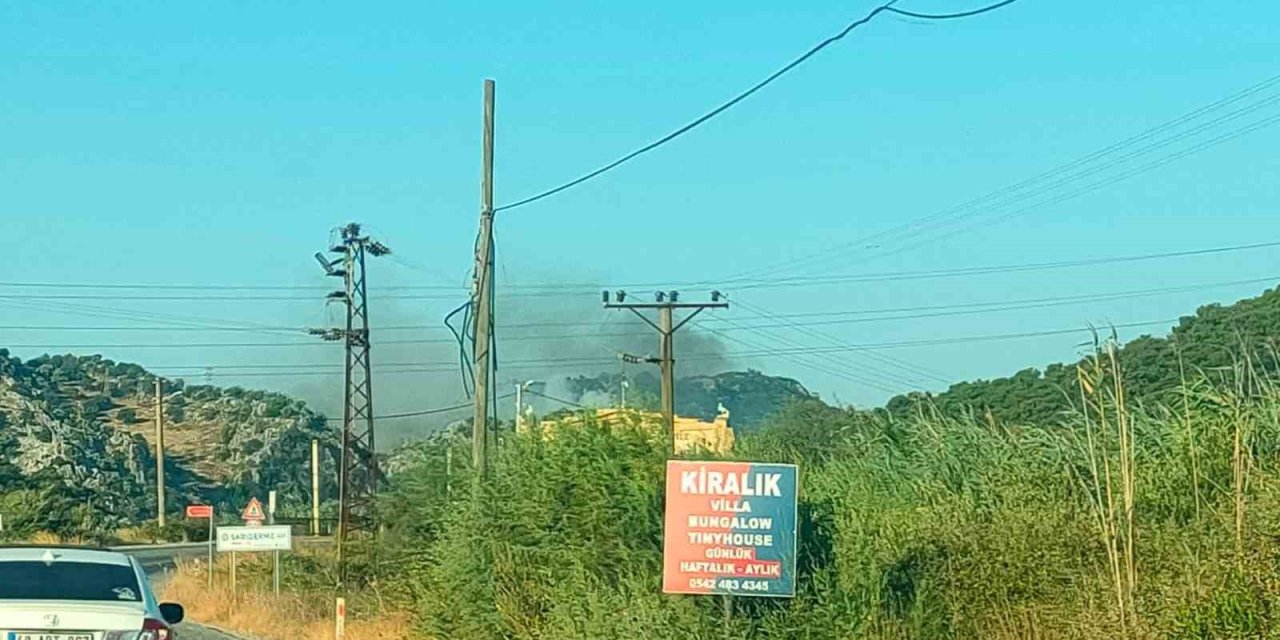 Muğla’nın Ortaca İlçesi Sarıgerme Mahallesi’nde orman yangını
