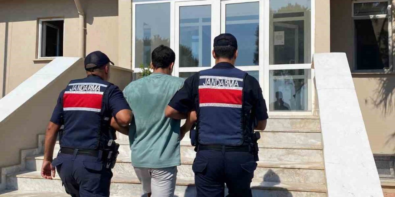 Yunanistan’a yüzerek geçmek isteyen 1 kişi yakalandı