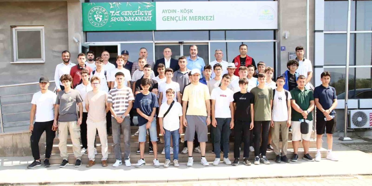 Köşk’ten 38 genç, Çanakkale Kültür ve Tarih Kampı’na uğurlandı