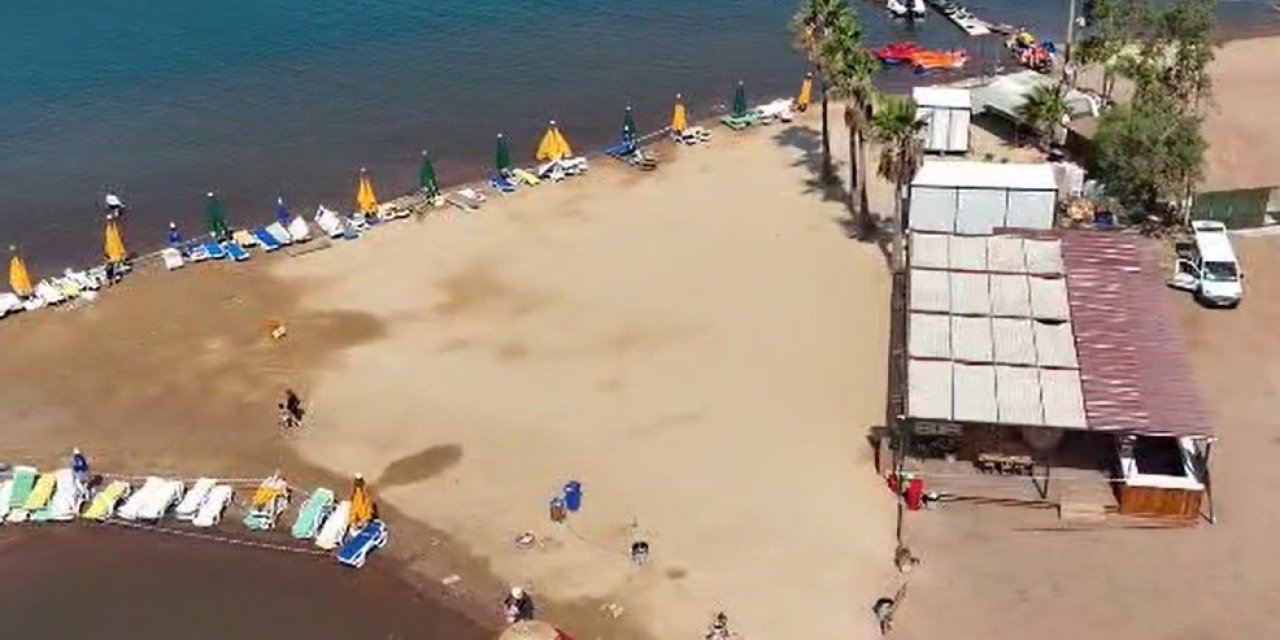 Marmaris Kızkumu’nda ruhsatsız yapıya mühür