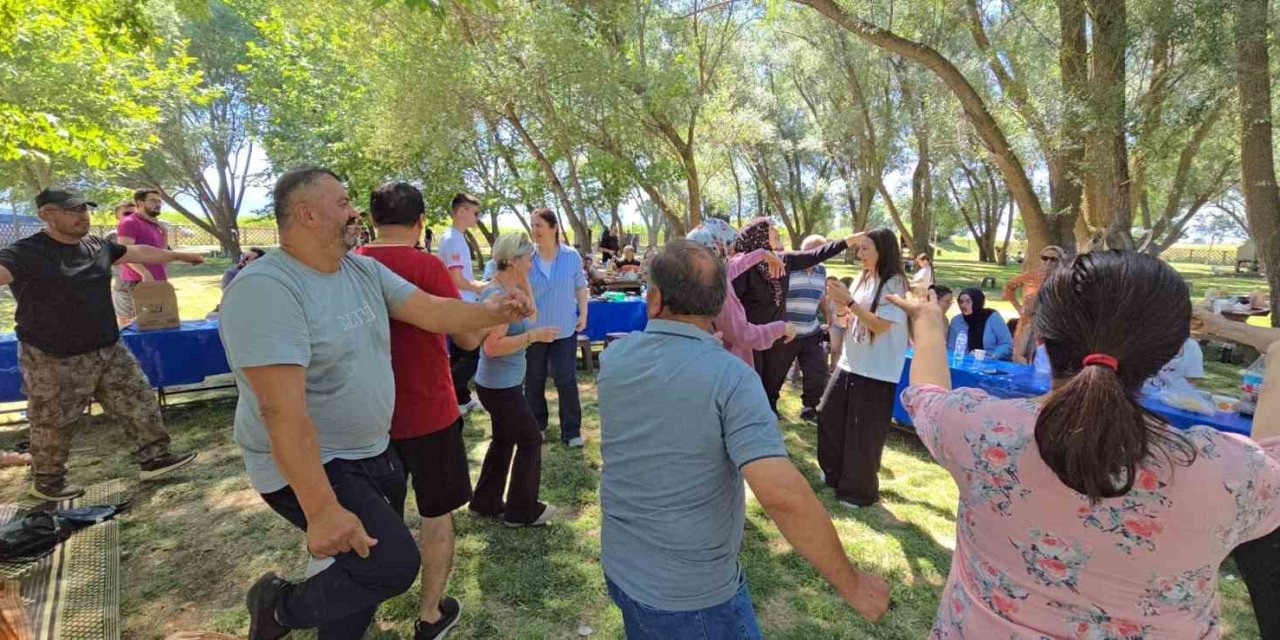 Akraba hasretini bitiren buluşma