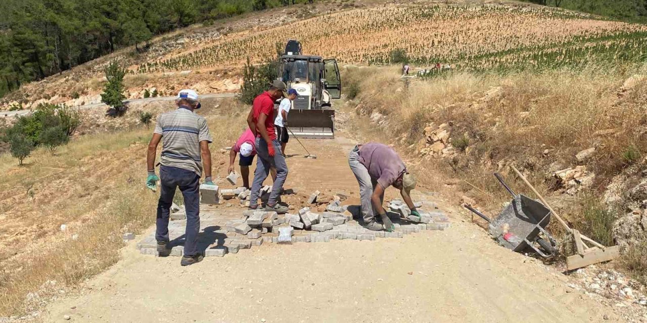 Bozdoğan Belediyesi Yeşilçam mahallesinde çalışmalara devam ediyor