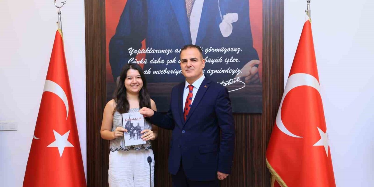 Vali Akbıyık başarılı öğrencileri ağırladı