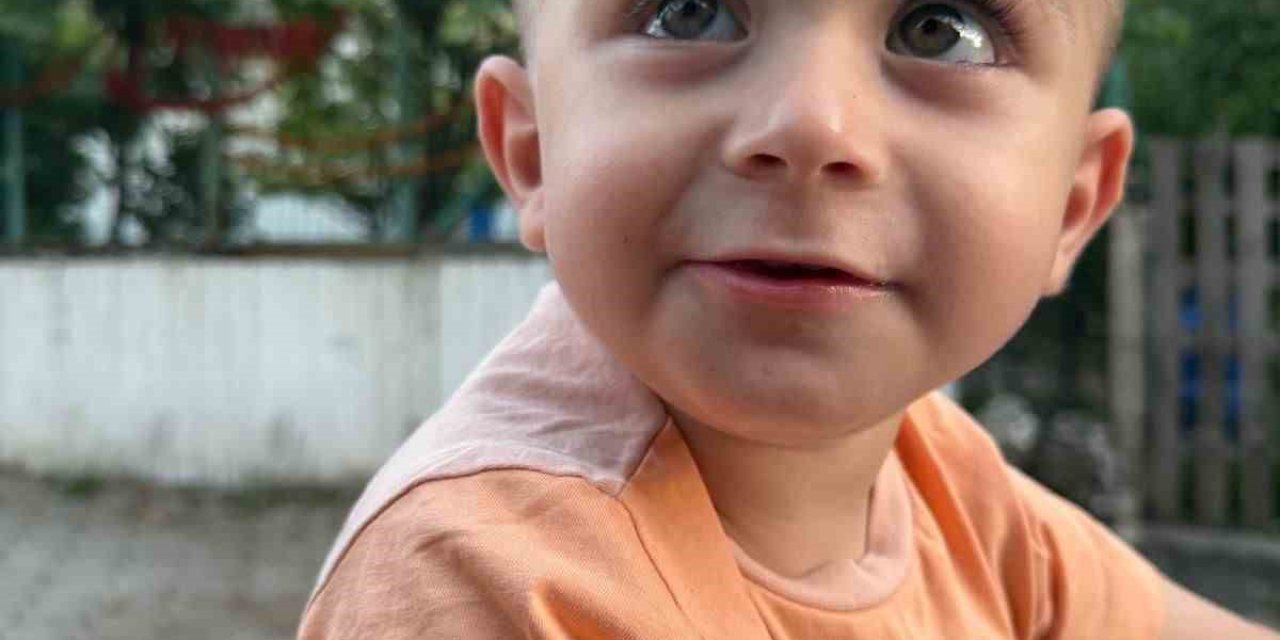 Göktürk bebek kendisine uzanacak yardım elini bekliyor