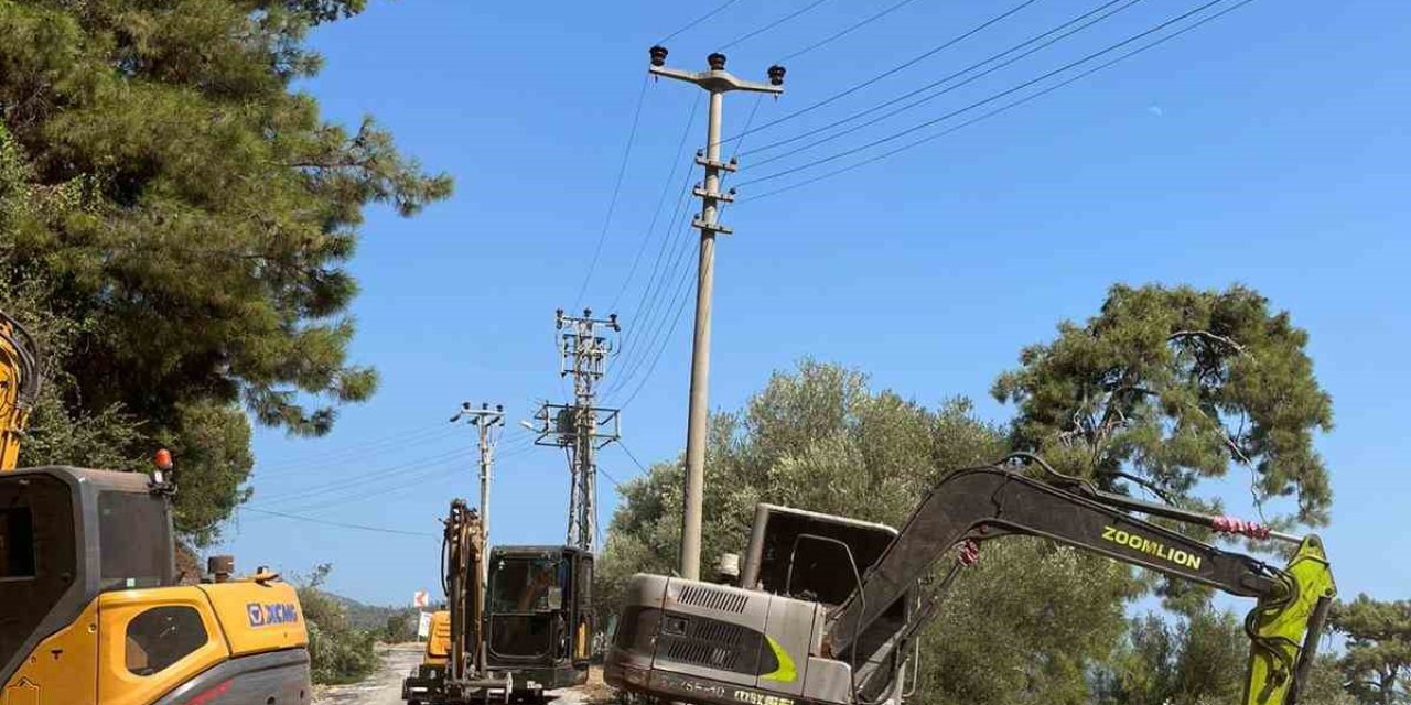 Marmaris’te orman yangınlarına karşı önleyici temizlik çalışmaları sürüyor