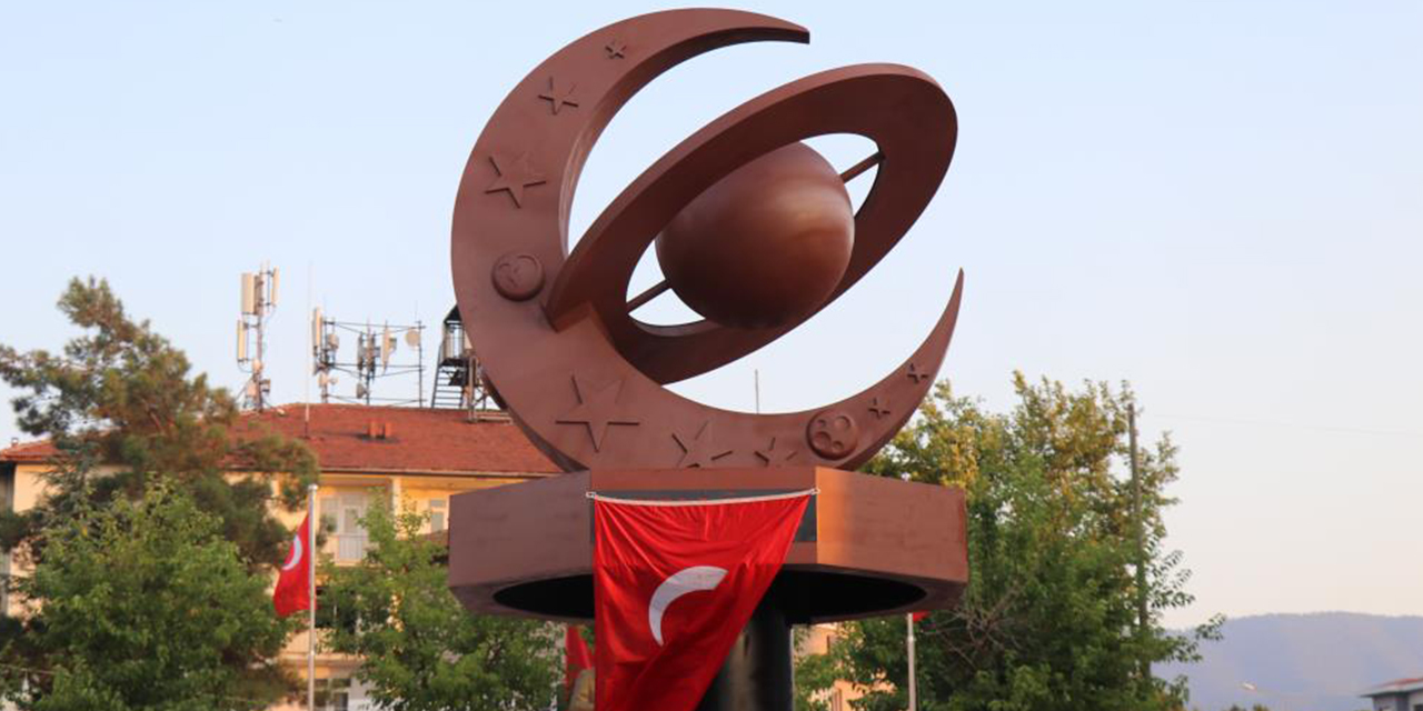 Topuklu Yaylası’nda göğe uzanan anlam: ‘Gökyüzü Anıtı’ açıldı