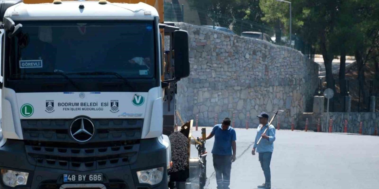 Bodrum’da yol bakım, onarım ve yenileme çalışmaları devam ediyor