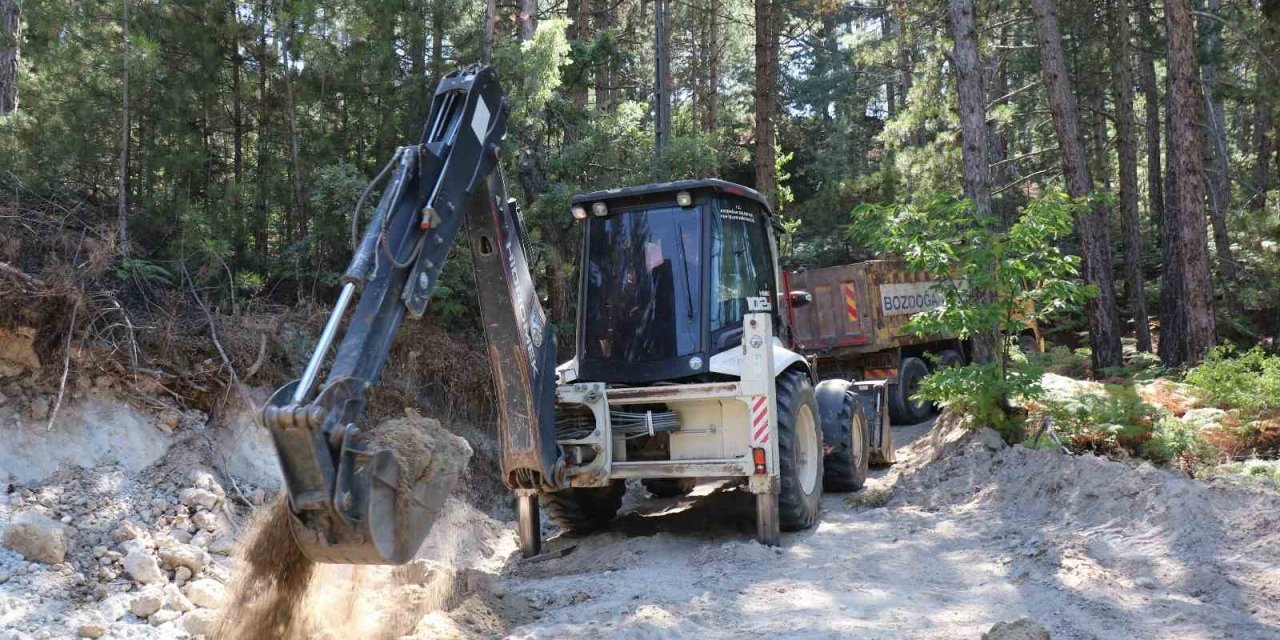 Bozdoğan’da yayla yollarında çalışma başlatıldı