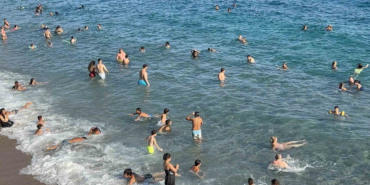 Bodrum’da adım atacak yer kalmadı, nüfus 800 bine ulaştı