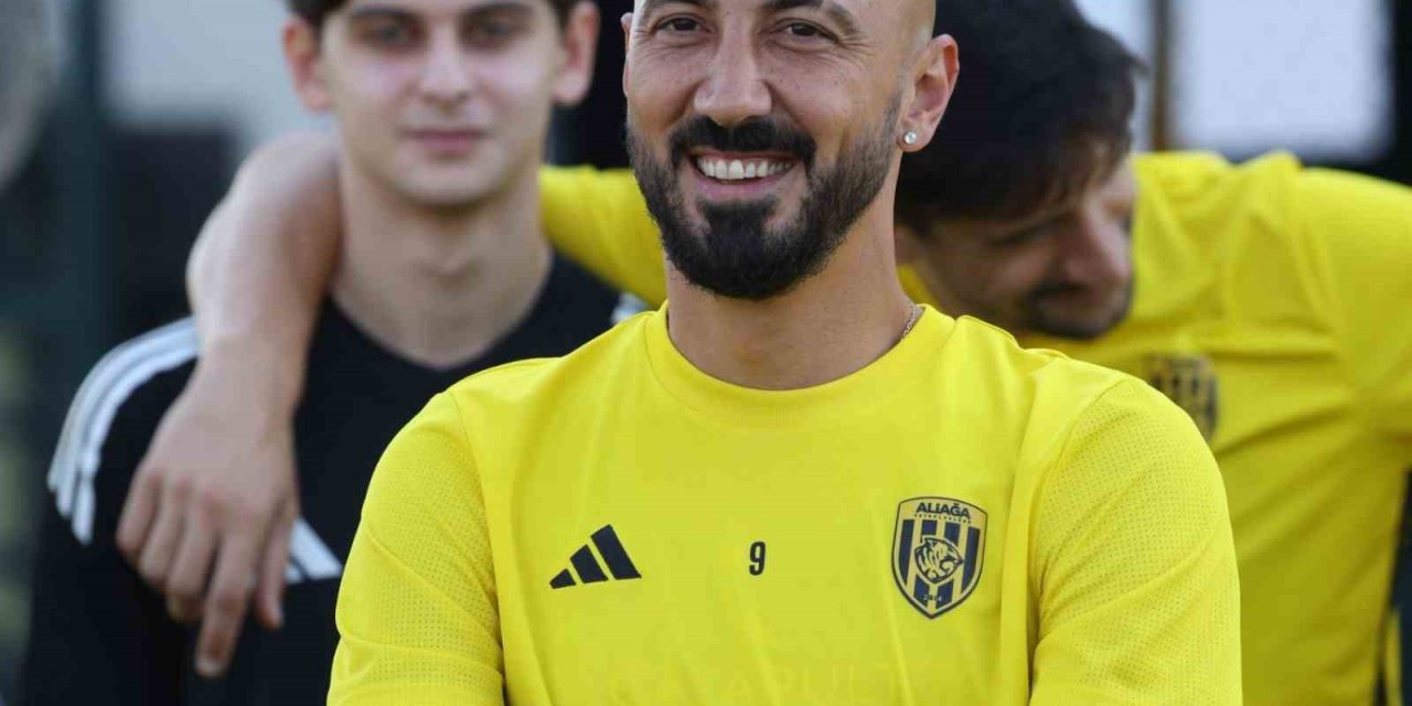 Ahmet İlhan Özek: "Şampiyon olacağımıza yürekten inanıyoruz"