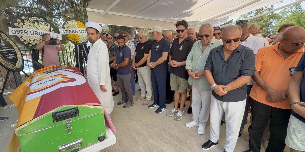 Spor basınının duayeni Ümit Aktan, son yolculuğuna uğurlandı