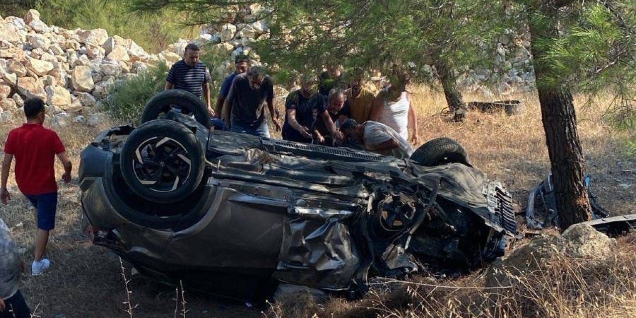 Marmaris-Datça yolunda kafa kafaya çarpışma: 5 yaralı
