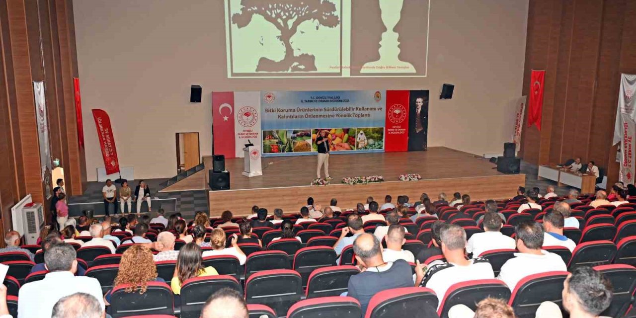 Üreticiler ve zirai ilaç bayilerine kalıntıyı önleme yöntemleri anlatıldı