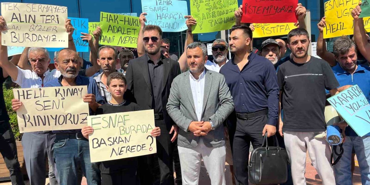Karabağlar’da pazarcılardan ‘katı atık bedeli’ tepkisi