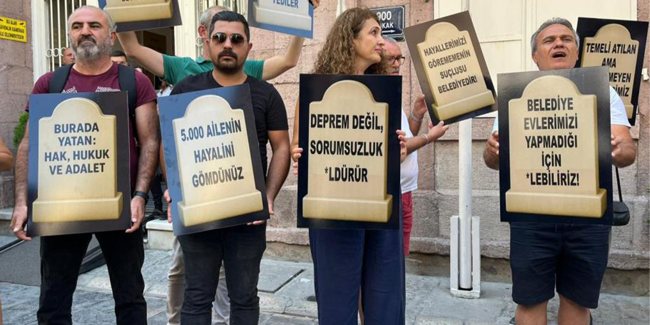 Büyükşehir önünde mezar taşlı eylem