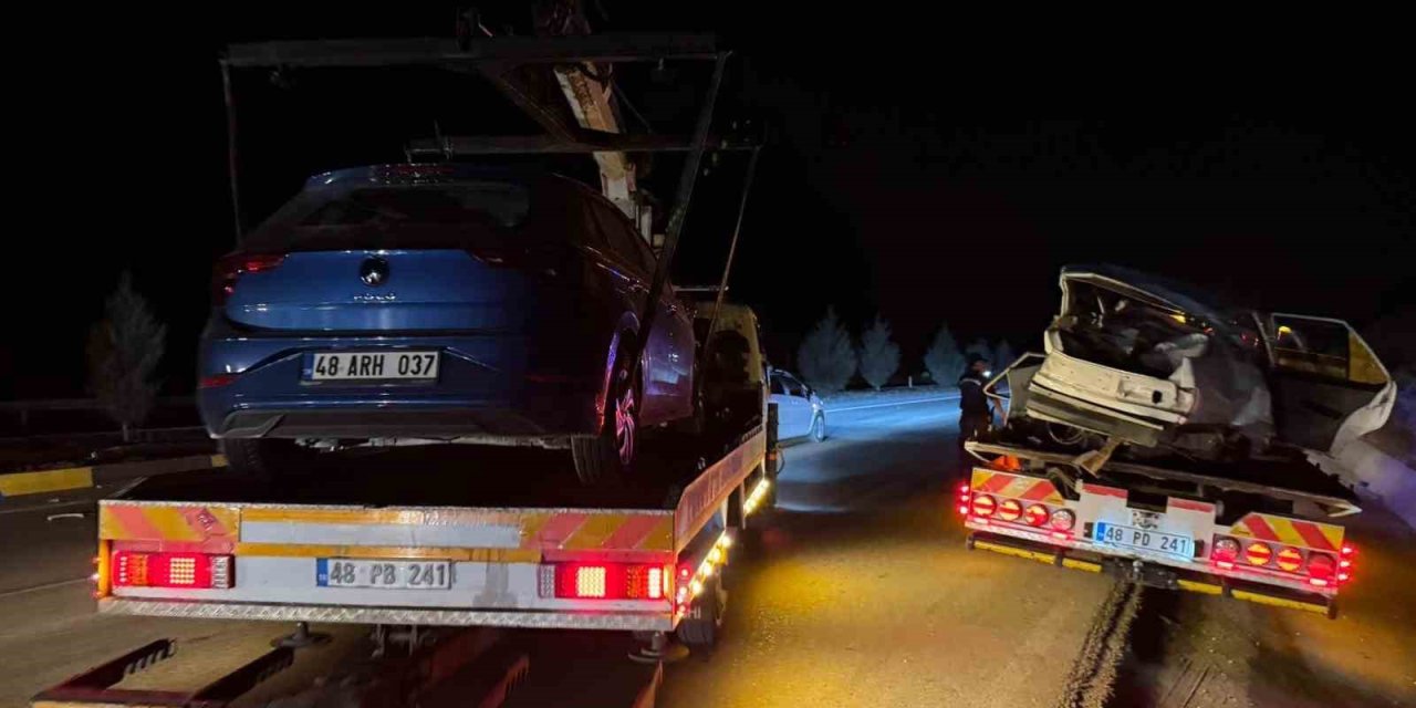 Fethiye’de trafik kazası: 2’si ağır 3 yaralı