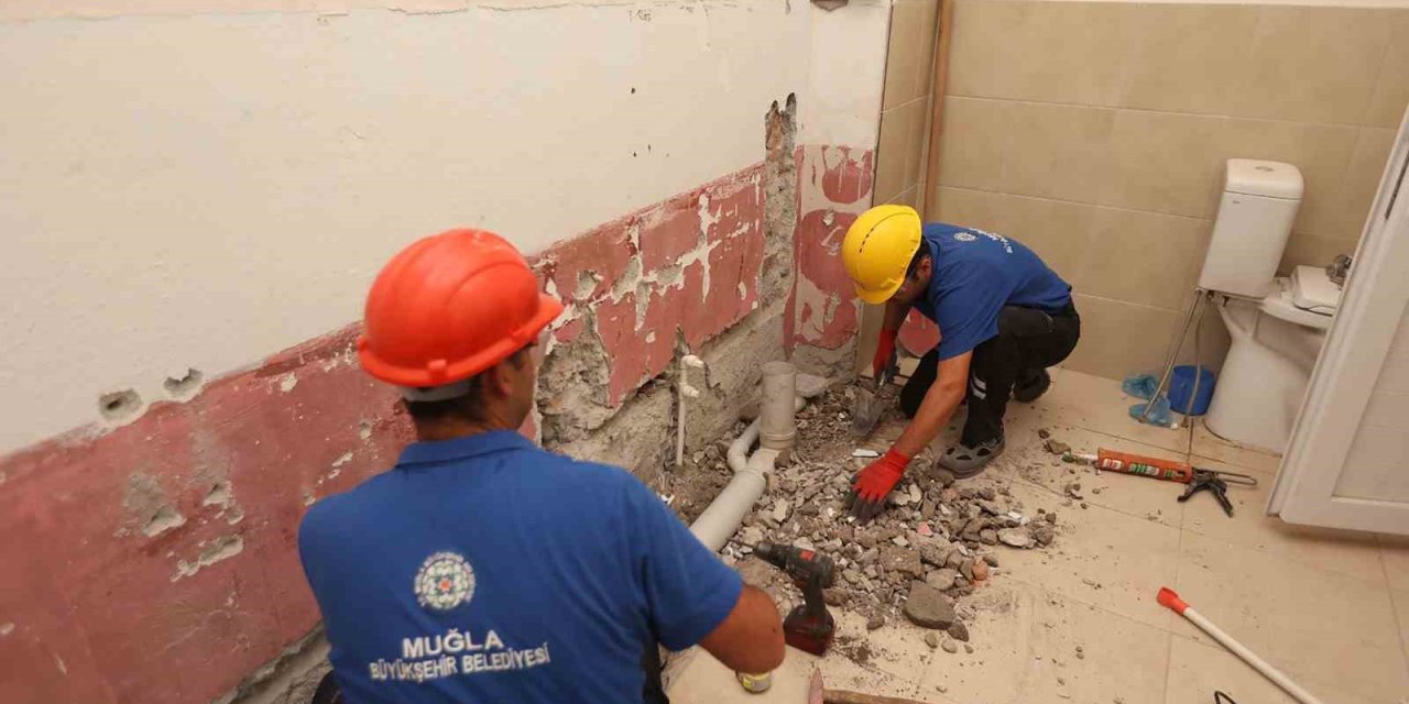 Muğla Büyükşehir’den okullara tadilat desteği
