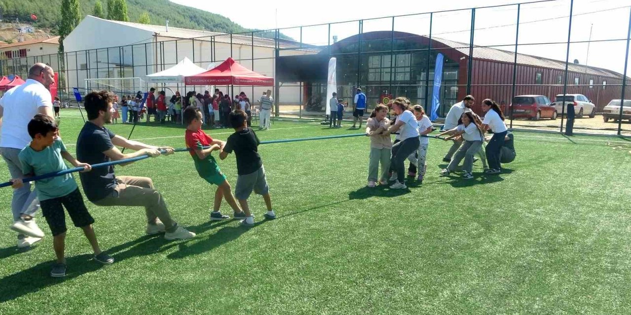 Ula’da yaz Kur’an kursu öğrencilerine eğlenceli şenlik
