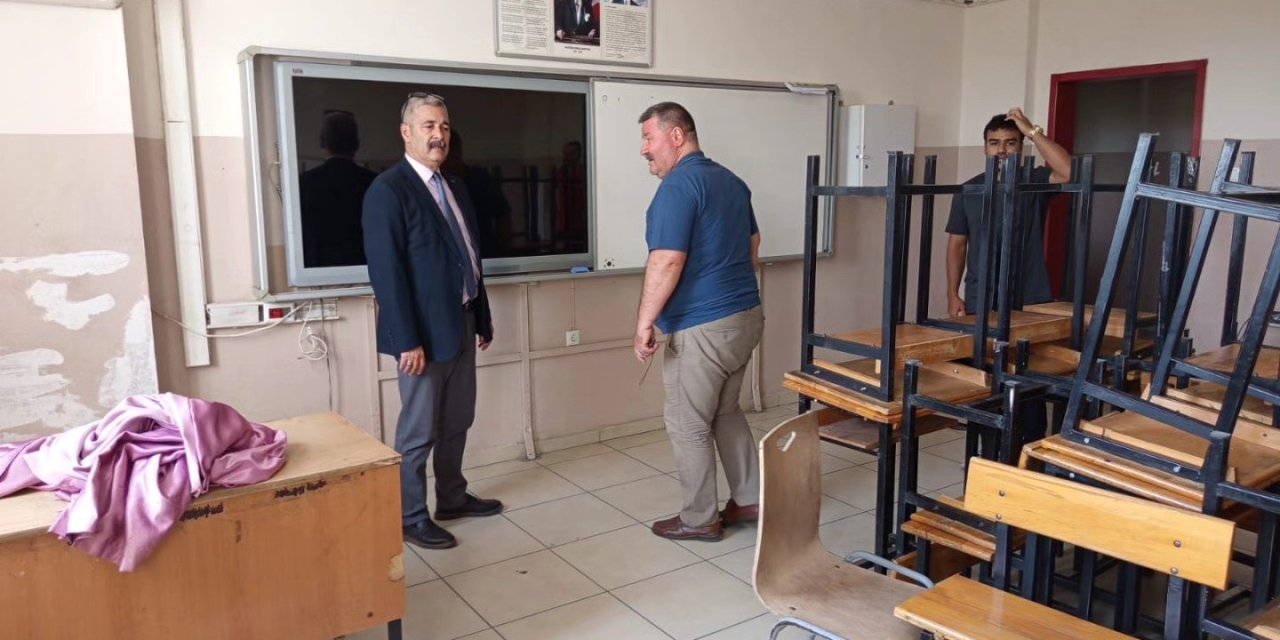 Efeler’de okullar yeni eğitim öğretim yılına hazırlanıyor