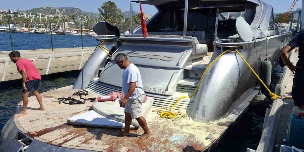 Bodrum’da milyon dolarlık motoryatta yangın