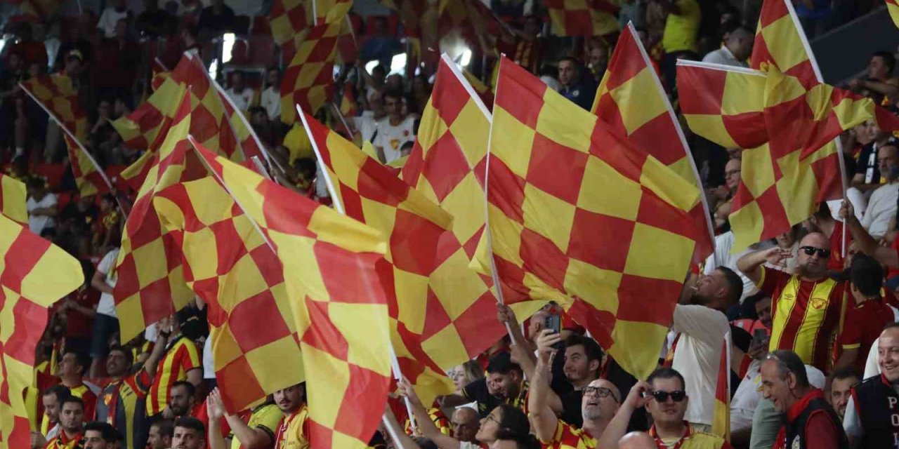 Trendyol Süper Lig: Göztepe: 0 - Fenerbahçe: 0 (Maç devam ediyor)