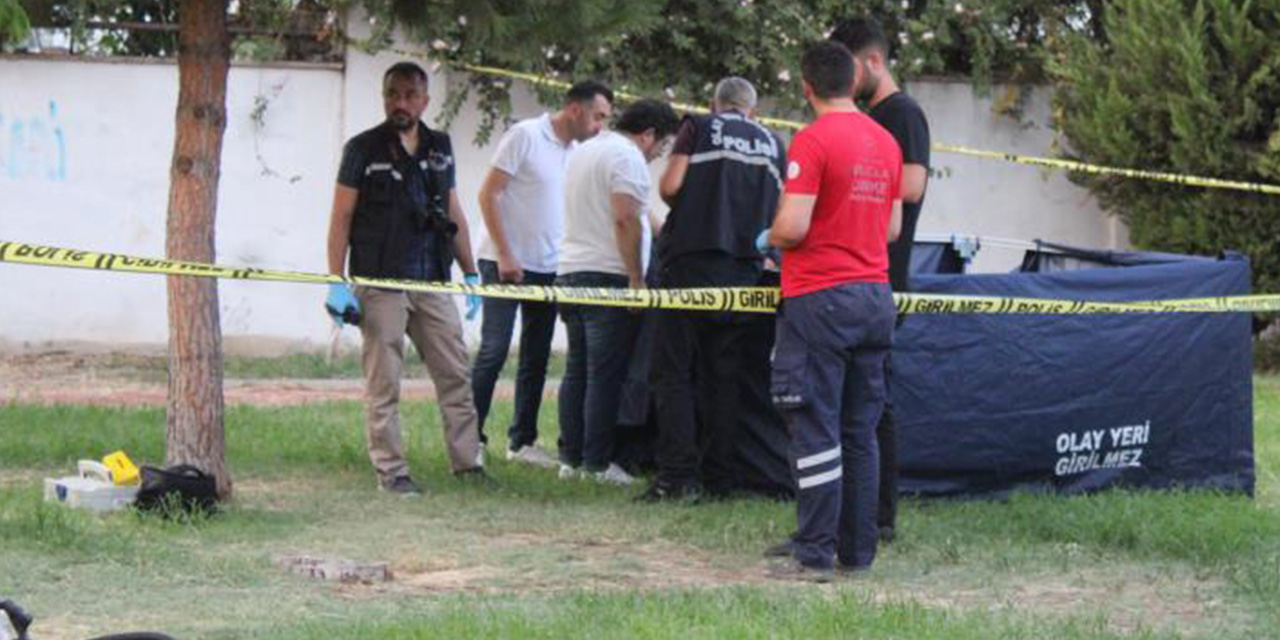 Parkta hareketsiz bulunan emekli polis hayatını kaybetti