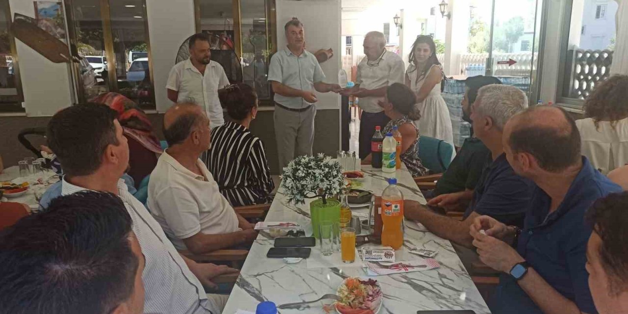 Didim’de görev yeri değişen şube müdürlerine veda yemeği
