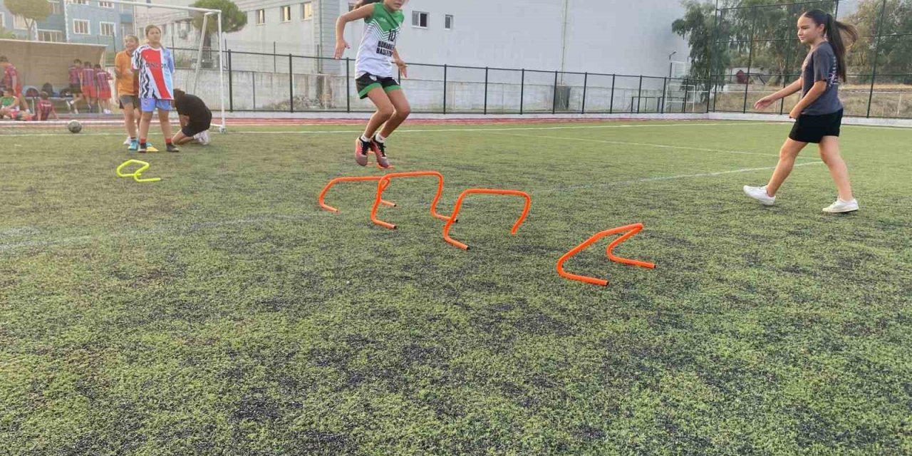 Yaz Spor Okulları ile gençler spor dolu bir yaz geçiriyor