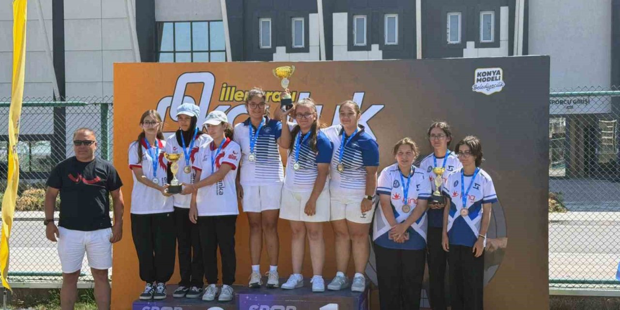 Büyükşehir Okçuları Konya’da hedefleri 12’den vurdu