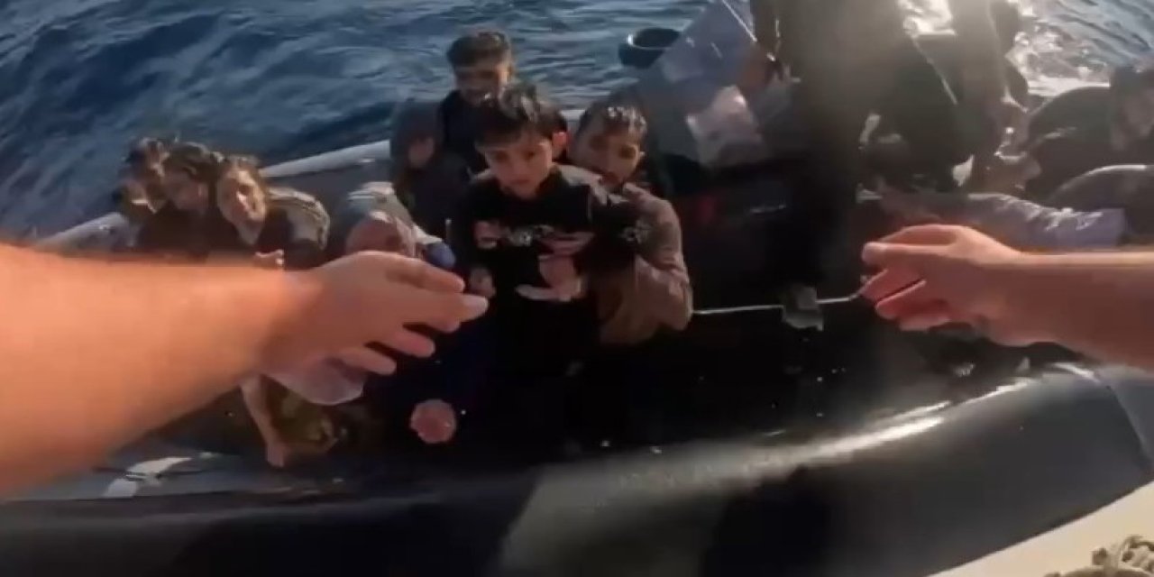 Faciaya ramak kala: 36 göçmen hayata tutundu