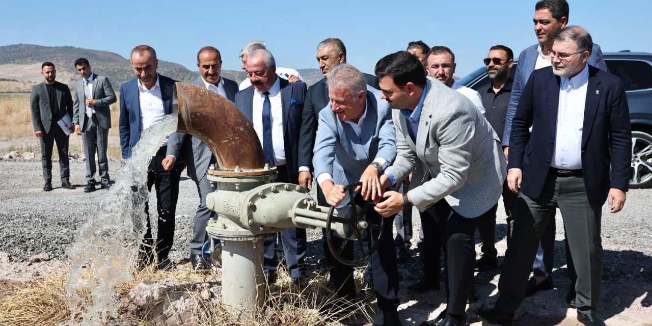 Dikili’nin jeotermal su kuyusu açıldı