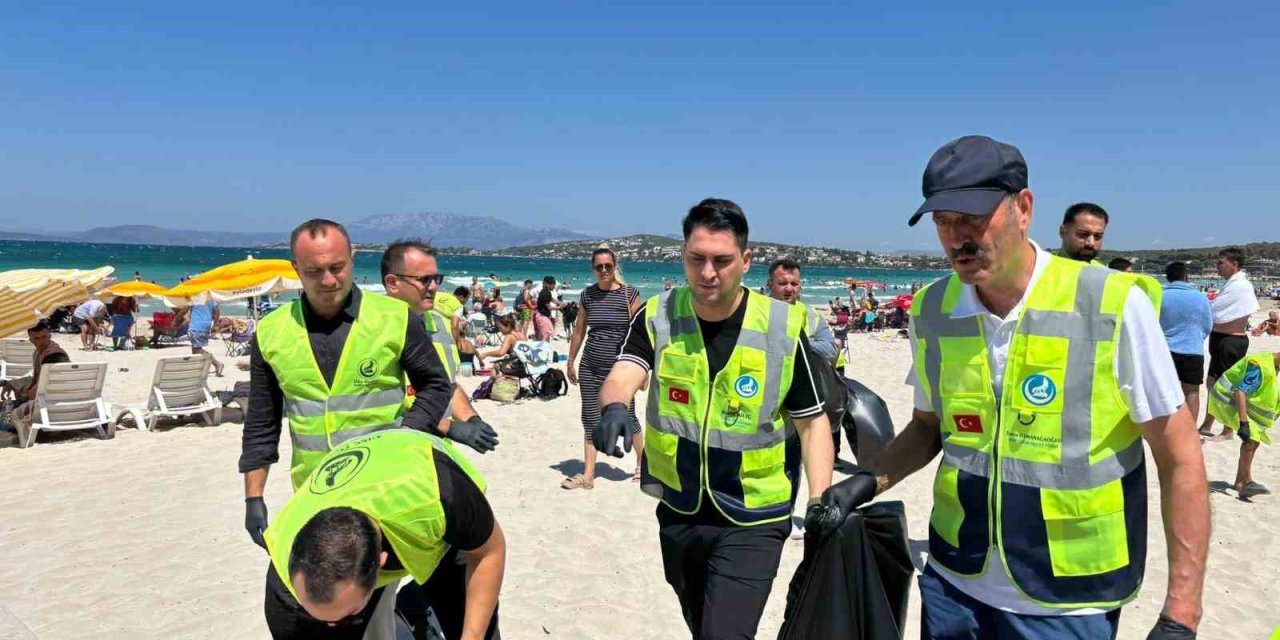 Ülkü Ocakları’ndan İzmir sahillerinde çevre temizliği