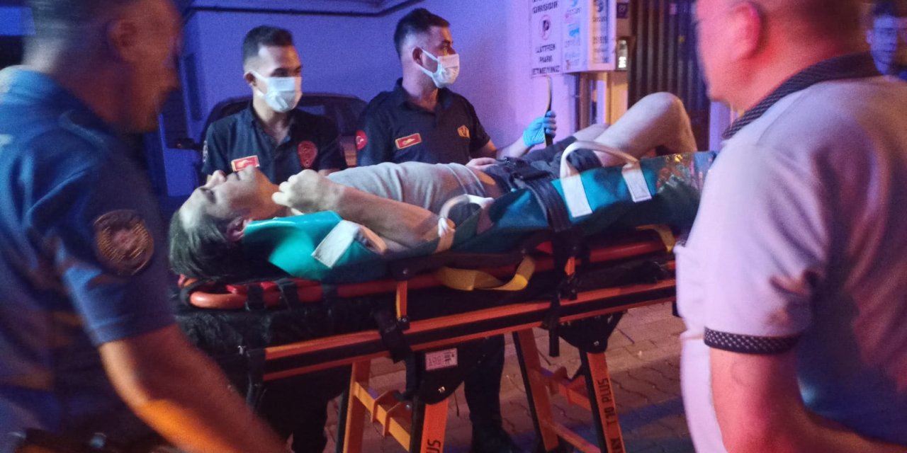 Evde düşen şahsın imdadına polis ve itfaiye ekipleri yetişti