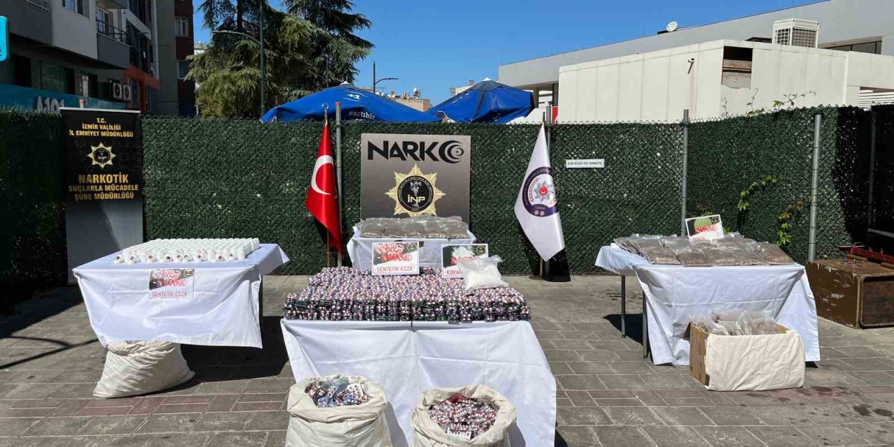İzmir’de narkotik polisinden zehir tacirlerine büyük darbe