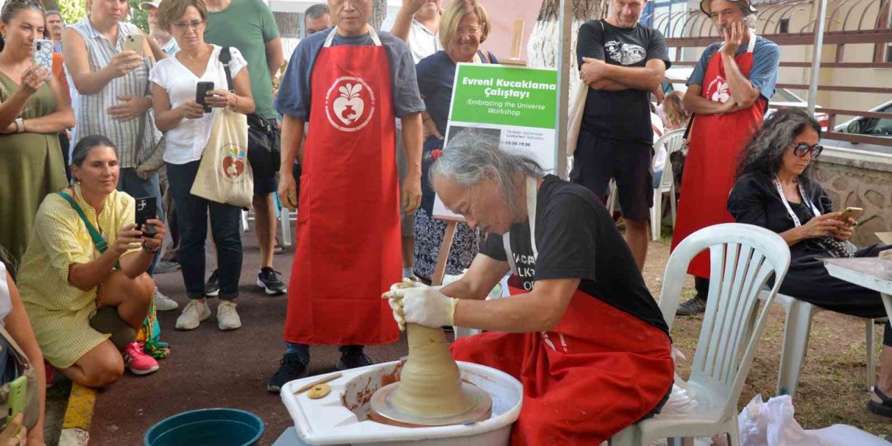 Dünya, çömleğin kalbi Menemen’de buluşuyor