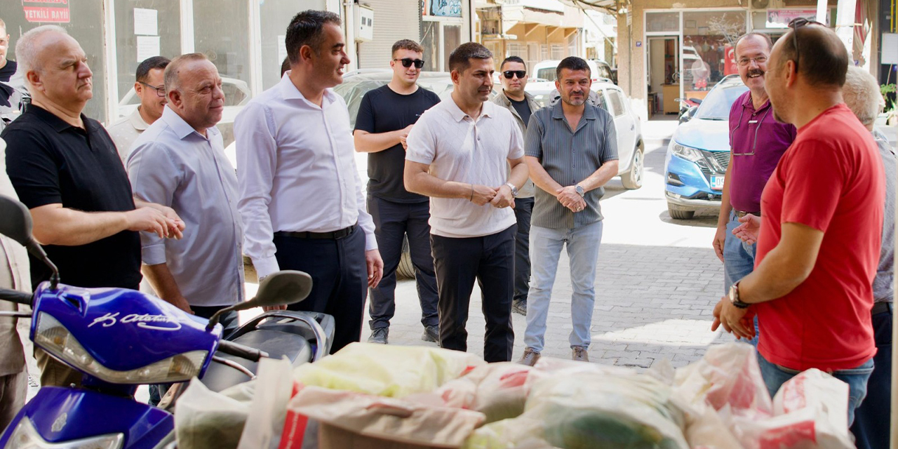 CHP’li başkanların pazar ziyaretinde provokasyon girişimi