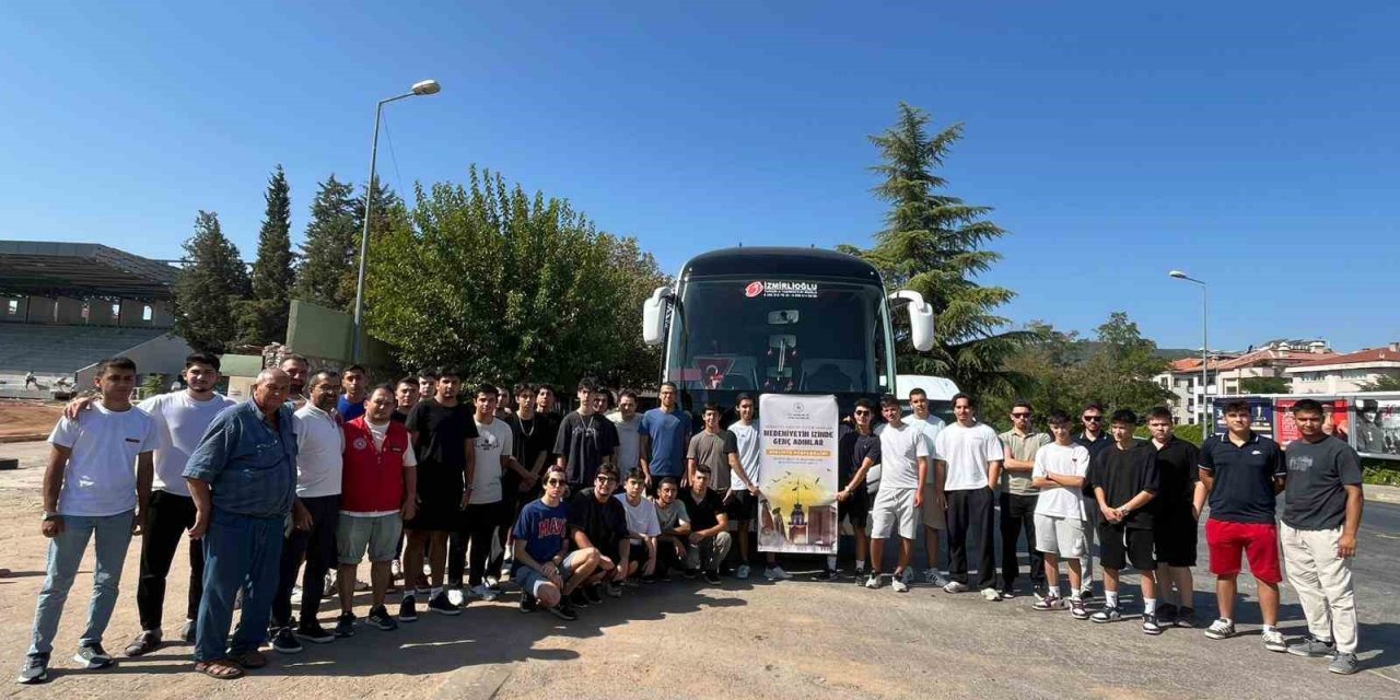 Erzurum’da tarih ve kültür kampı için Muğlalı gençler yola çıktı