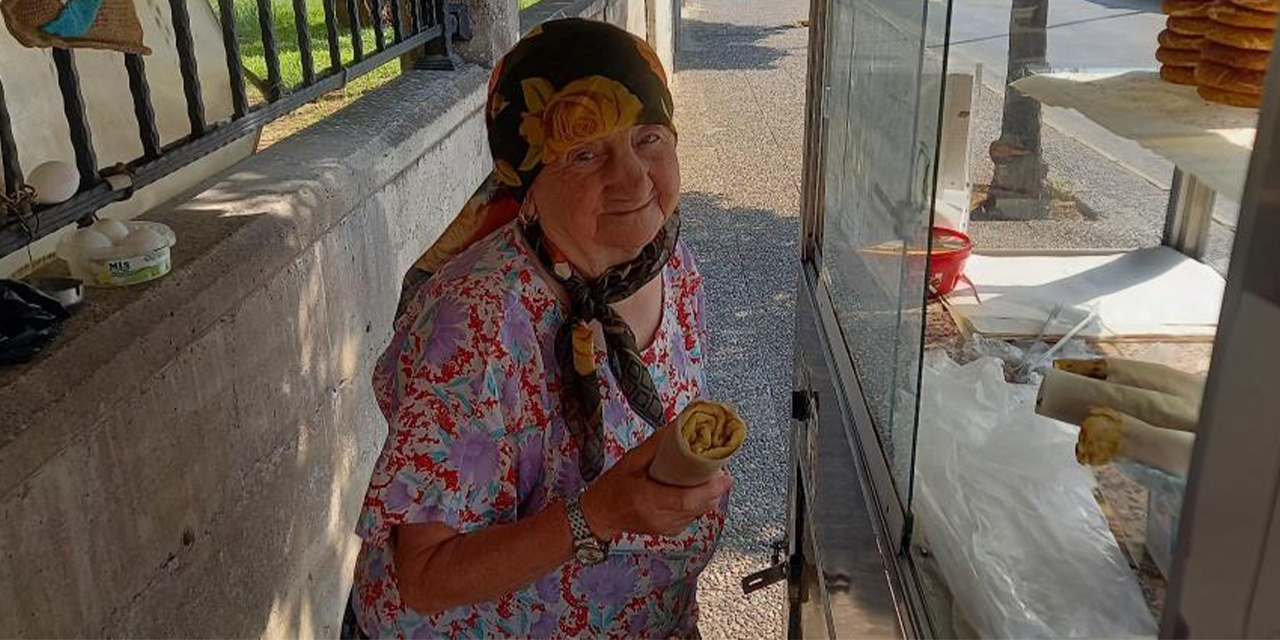Mensure Teyze’nin çalışma azmi görenleri şaşırtıyor