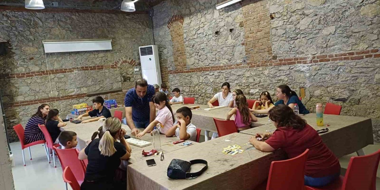 Denizli’de zeka oyunlarıyla ailelerin bağları güçlendi