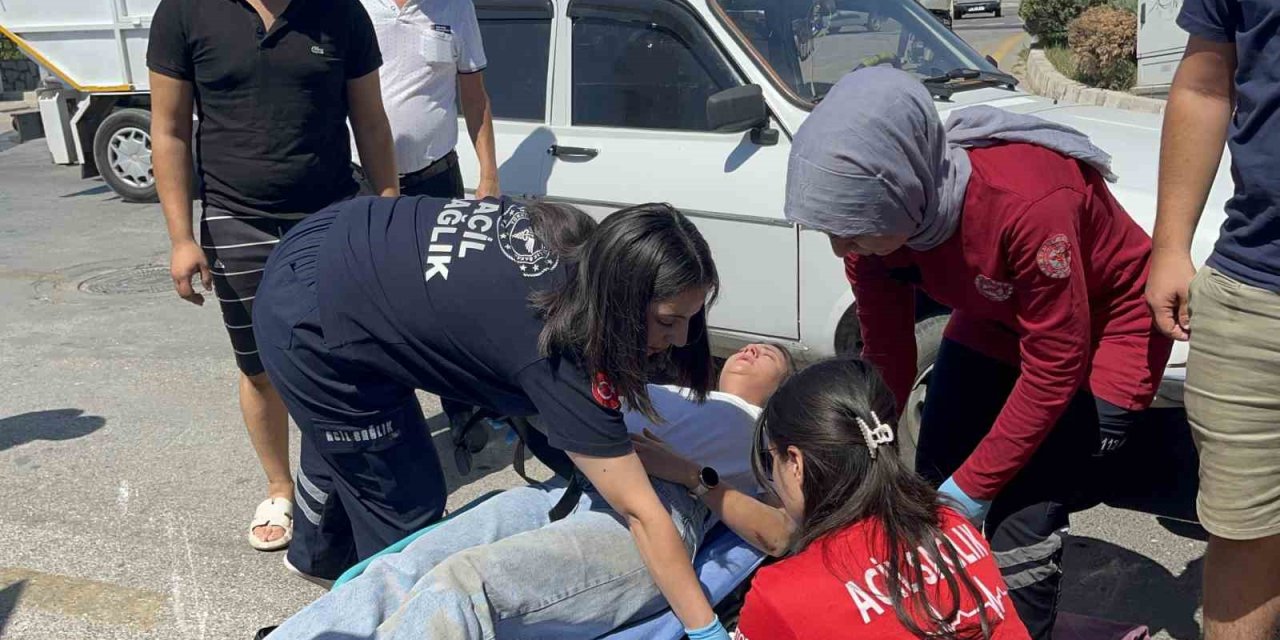 Otomobilin çarptığı motosikletli hamile kadın yaralandı