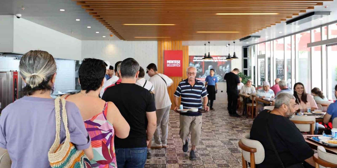 Menteşe Belediyesi Kent Lokantası vatandaşlardan büyük ilgi görüyor