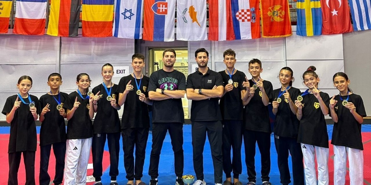 Aydınlı sporcular şampiyonluk kupasını Türkiye’ye getirdi