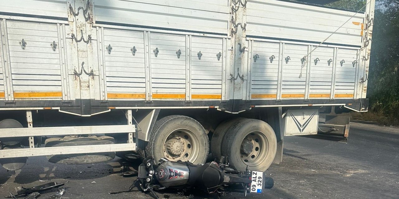 İzmir’de motosiklet sürücüsü genç, kaza kurbanı