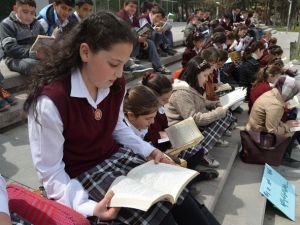 Ankaralı Öğrenciler Meslekleri İKBU’lu Akademisyenlerden Tanıyacak