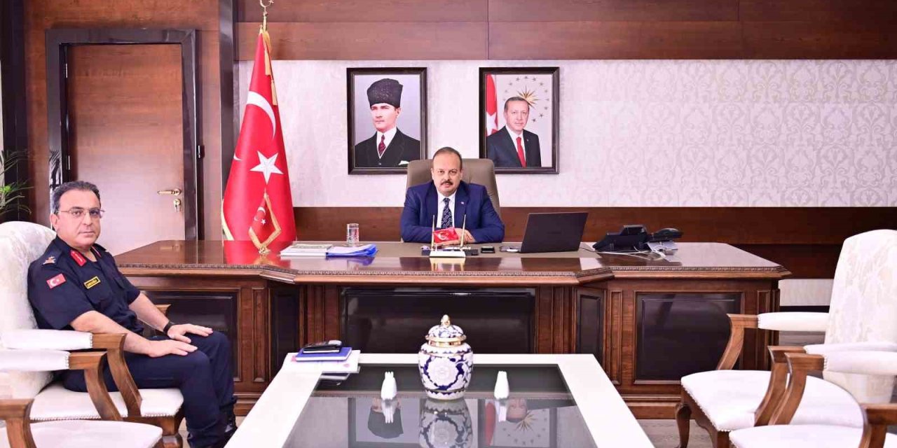 Aydın İl Jandarma Komutanı Çarıkçıoğlu, görevine başladı