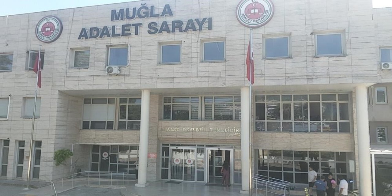 Menteşe Belediye Başkanı Aras’ın ananesinin evine saldıran şüpheliler tutuklandı