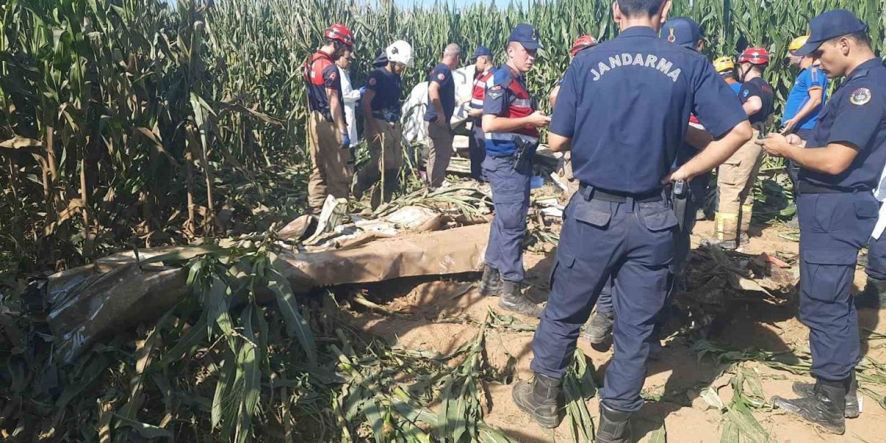 İzmir’de eğitim uçağı düştü: 1 pilot hayatını kaybetti